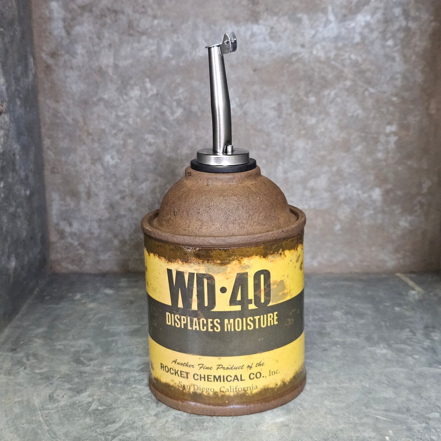 Porcelain "Choose Your Own" Cruet ( 8oz Spray Can)